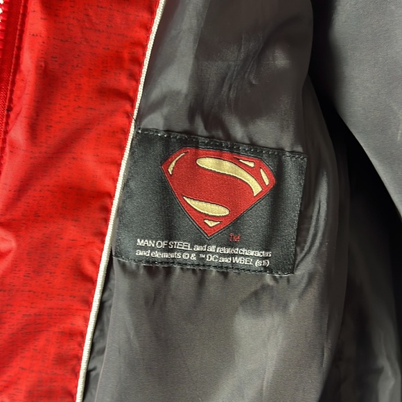 Kids Superman Puffer Jacket | Kids | Boys | Red/Blue | 8| Fun Wear - Picture 10 of 11